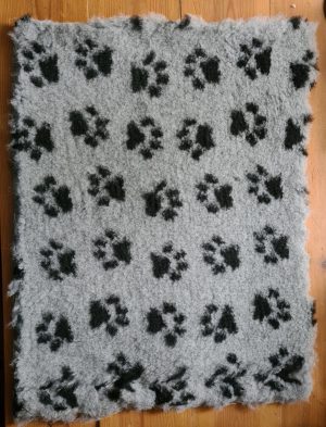 Vet bed piece approx 16" x 18"
